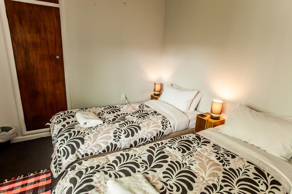 Ocean View Raglan Bed & Breakfast Bagian luar foto